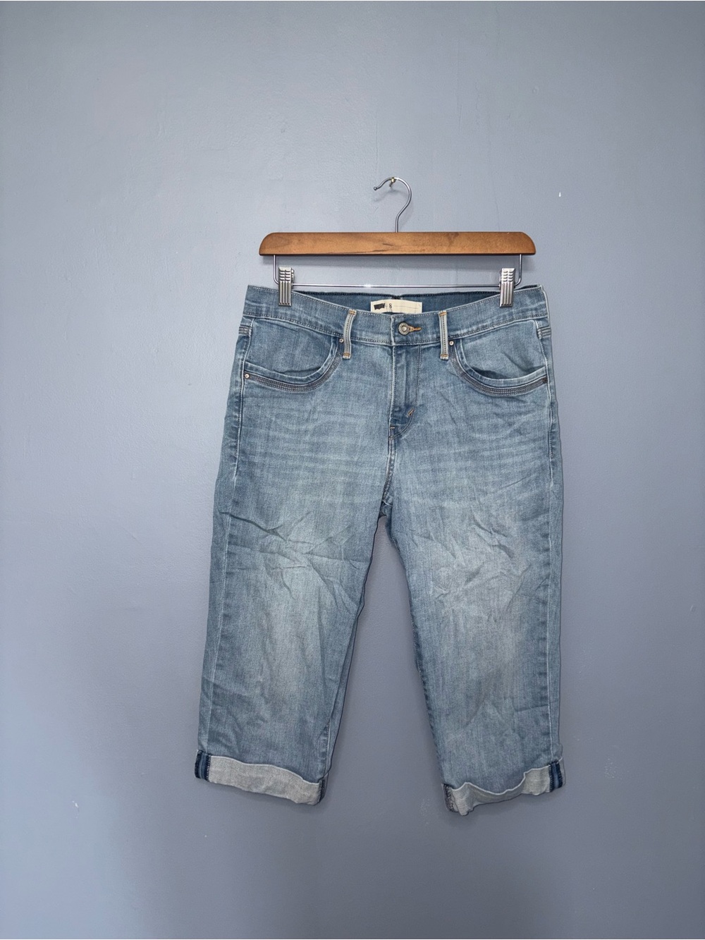 Levi’s • Jean Capris